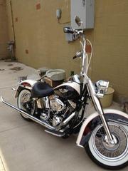 2011 Harley-Davidson Softail Deluxe (FLSTN).only 675 miles on it.